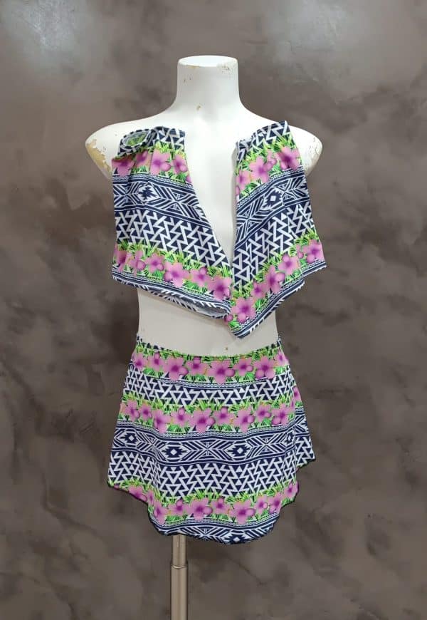 Azul y lineas flores